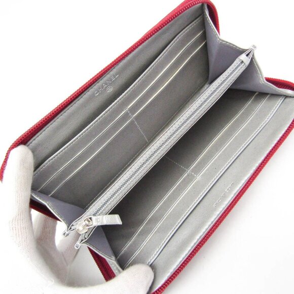 CHANEL Lambskin Leather Wallet - Picture 3 of 13